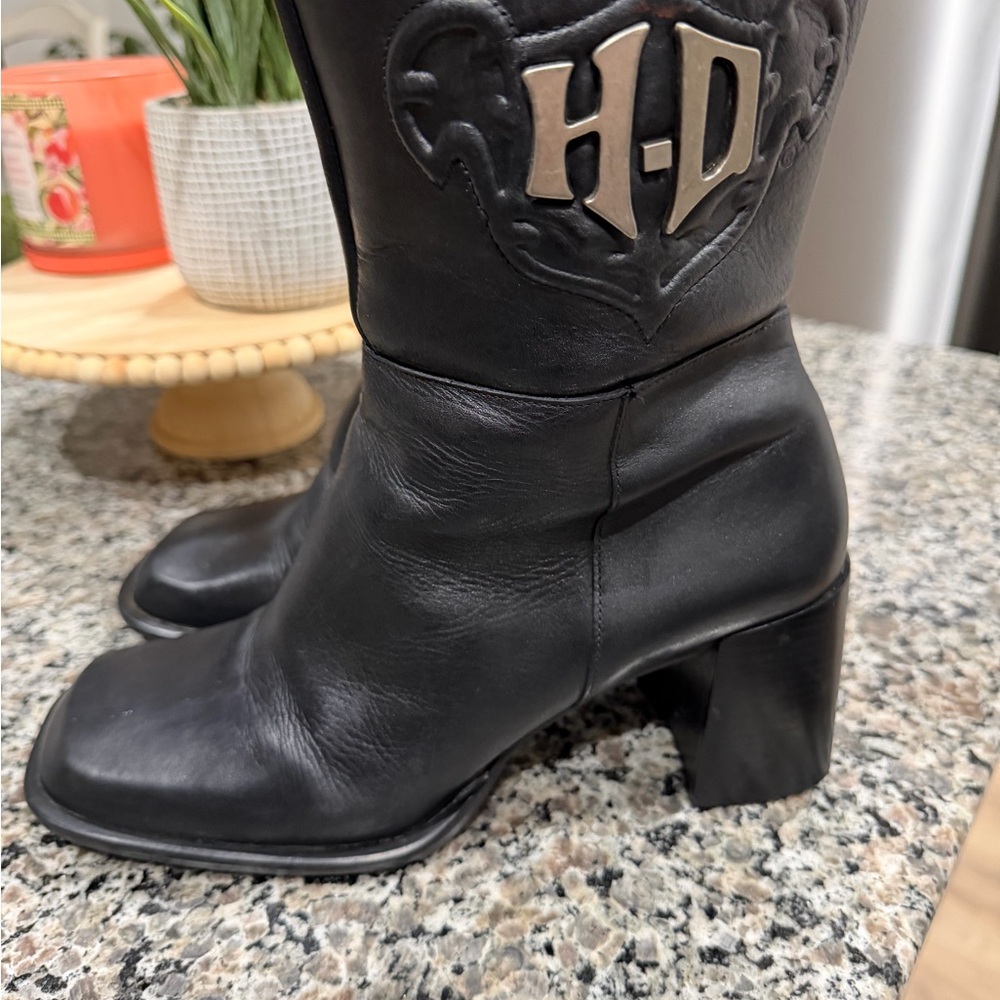 Harley-Davidson Black Leather Block Heel Boots with H-D Shield